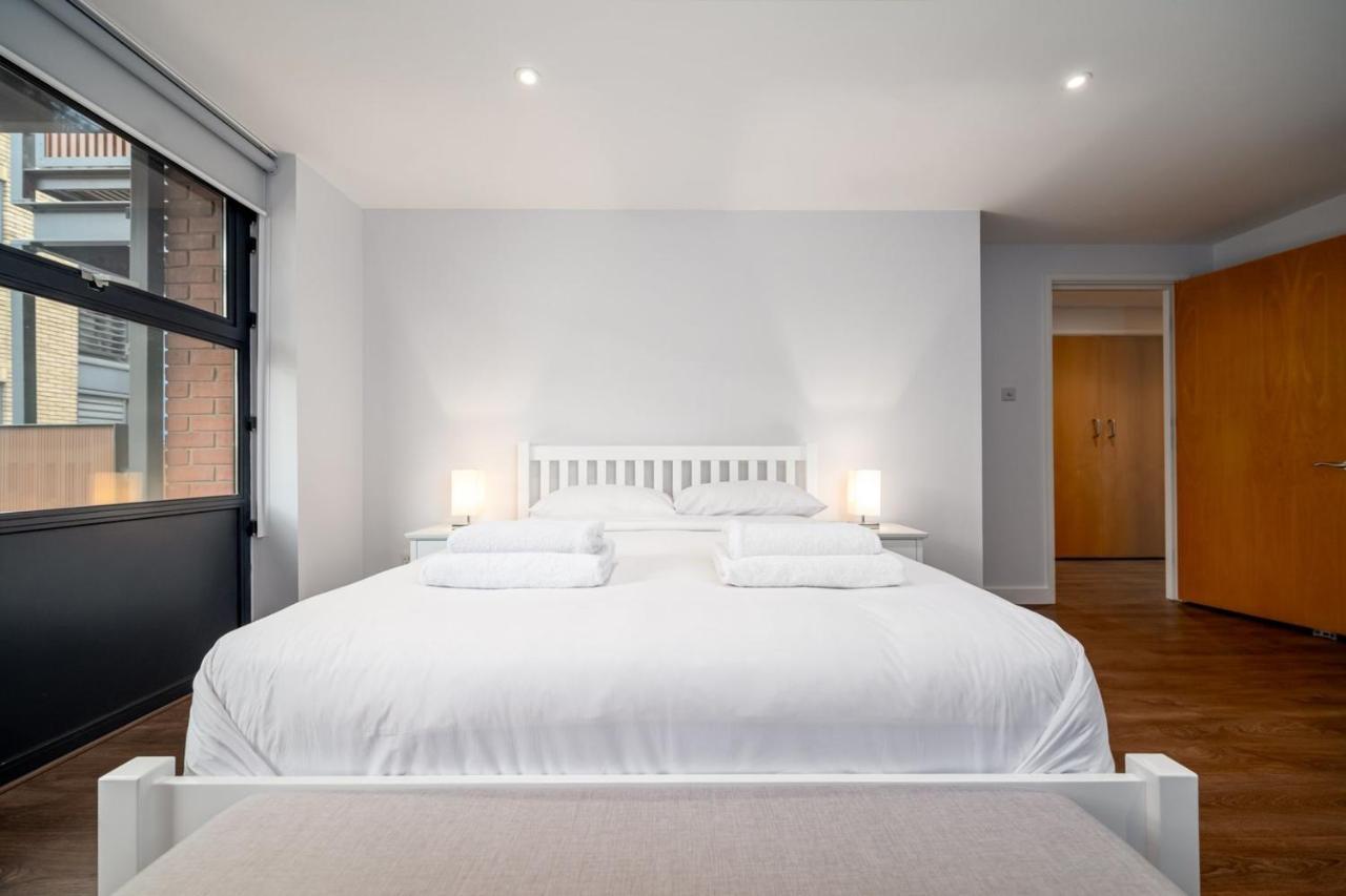 Modern & Spacious 2 Bedroom In Central 런던 외부 사진