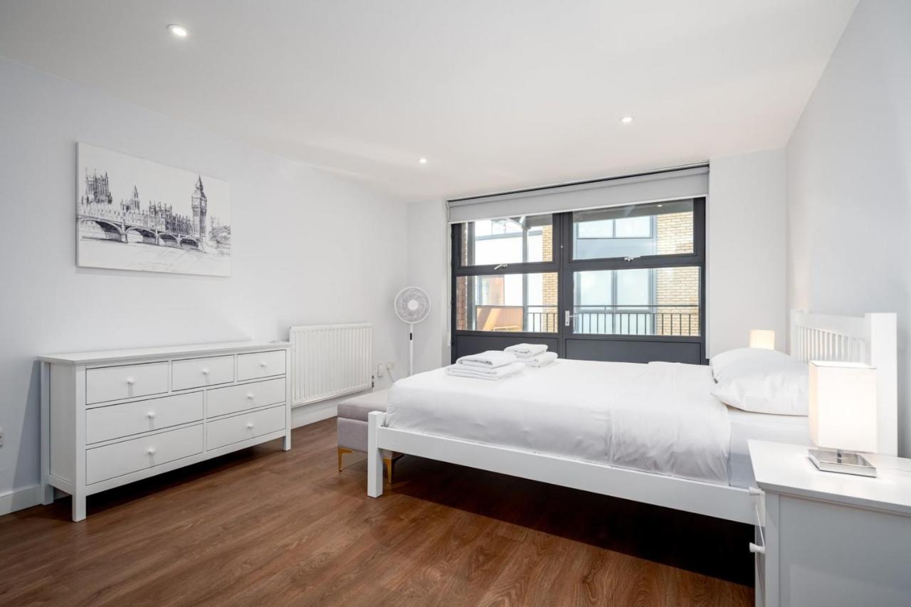 Modern & Spacious 2 Bedroom In Central 런던 외부 사진